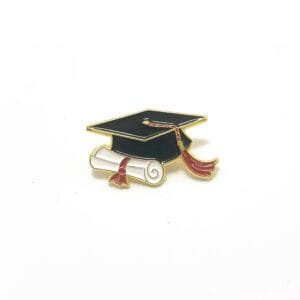 Pin Birrete
