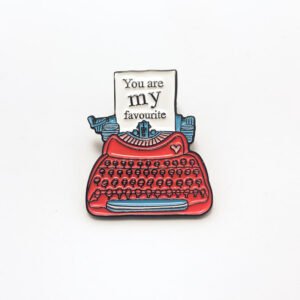 Pin Maquina de escribir roja You are my favourite