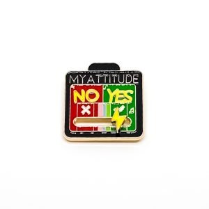 Pin My Attitude Yes No (movible)