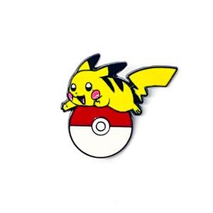 Pin Pokemon | Pikachú en Pokebola