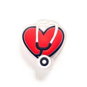 Pin tipo Crocs LED Estetoscopio Corazón