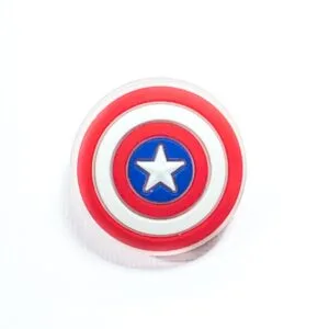Pin tipo Crocs LED Marvel | Escudo Capitán America