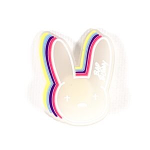 Pin tipo Crocs Glowing Bad Bunny 3