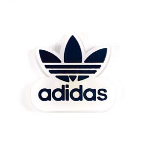 Pin tipo Crocs Glowing Logos Adidas