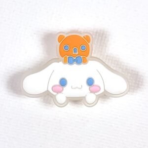 Pin tipo Crocs Glowing Sanrio | Cinnamoroll Oso