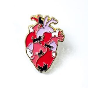 Pin Corazón Gatos Negros