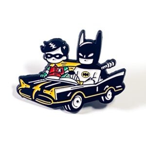 Pin DC | Batman y Robin en el Batimovil