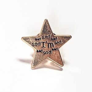 Pin Estrella I'm Sad Sad